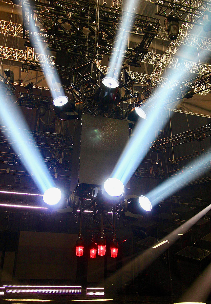 Philips-VL6000-Beams-into-Sweden's-Melodifestivalen-2